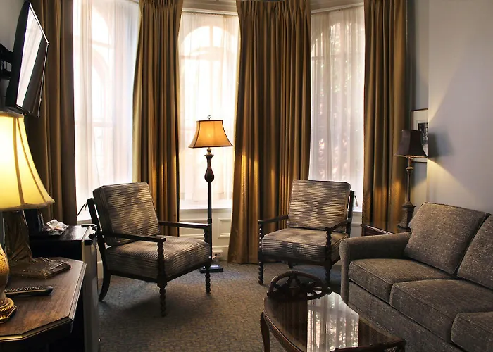 The Priory Hotel 3*