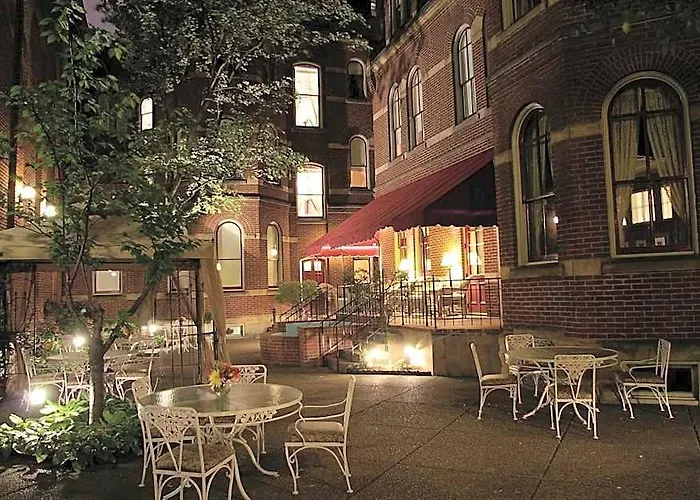 Hotel The Priory