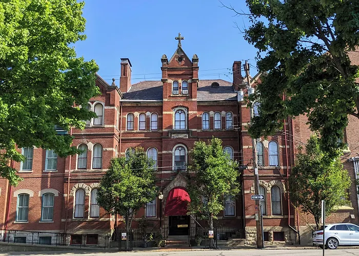 The Priory 3* Pittsburgh