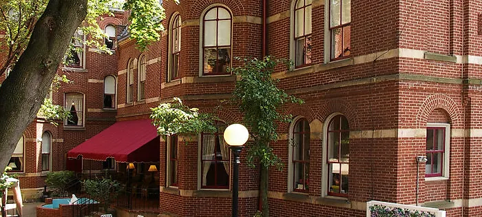The Priory 3* Pittsburgh